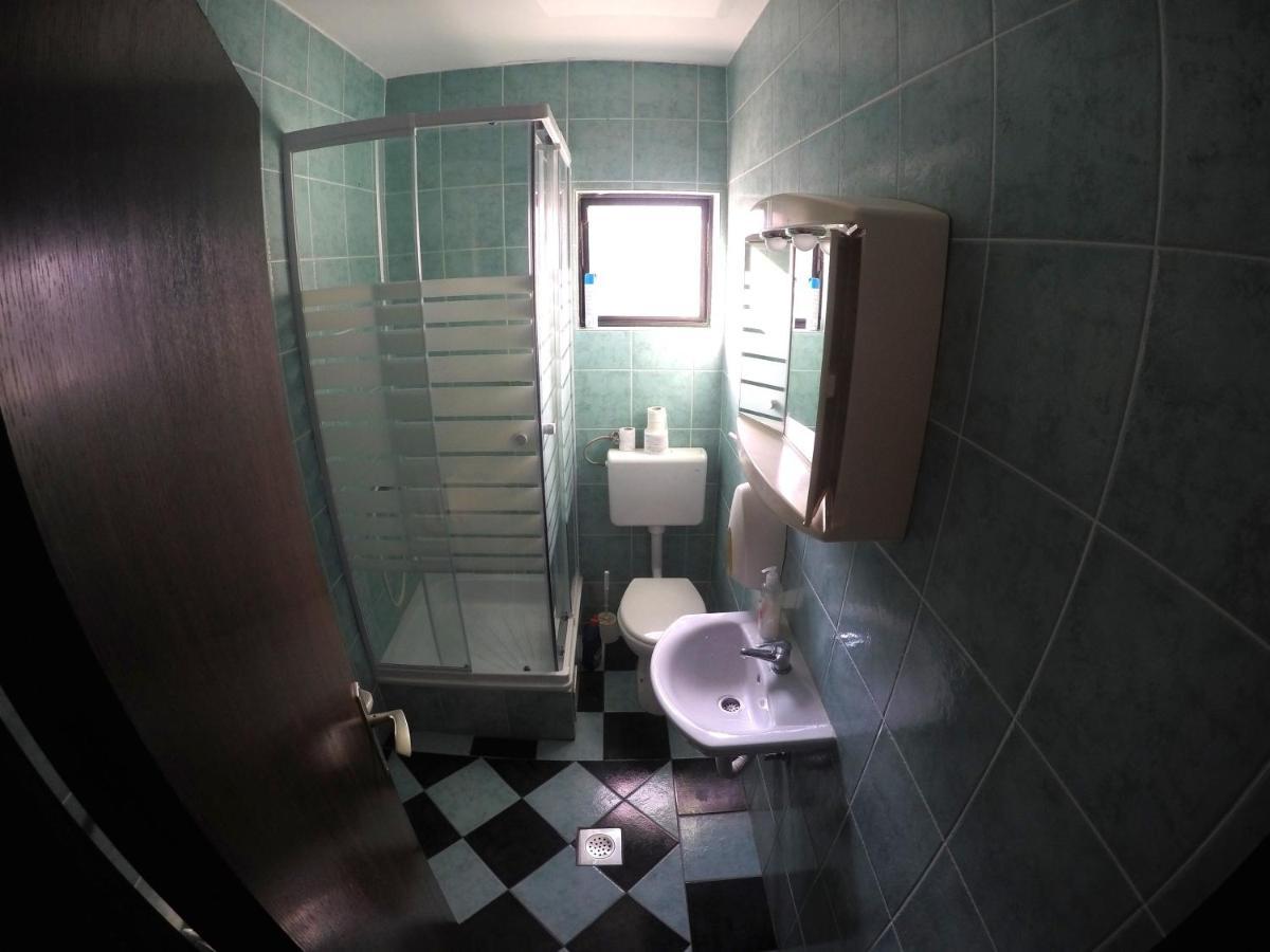 Apartments And Rooms By The Sea Bibinje, Zadar - 6199 외부 사진
