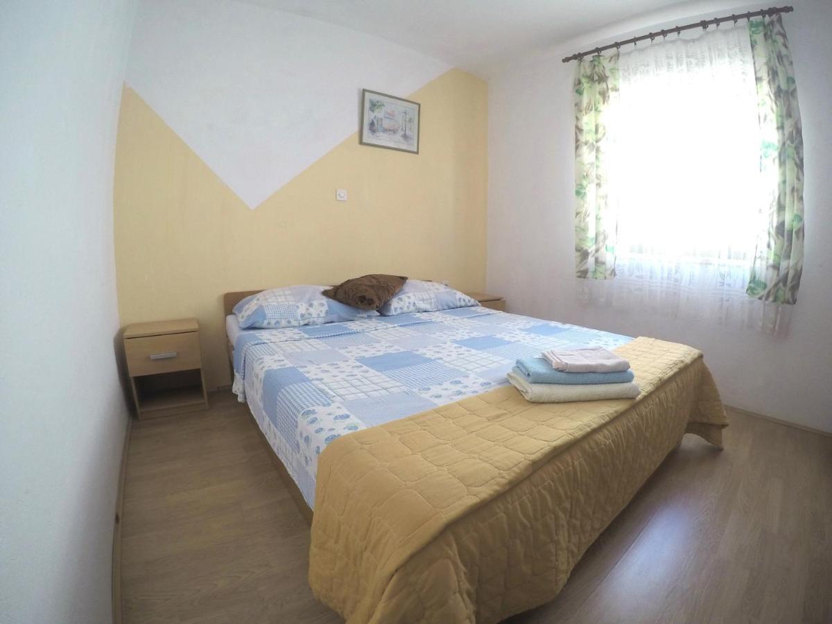 Apartments And Rooms By The Sea Bibinje, Zadar - 6199 외부 사진