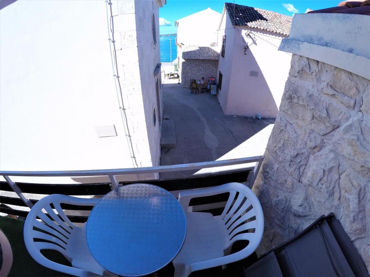 Apartments And Rooms By The Sea Bibinje, Zadar - 6199 외부 사진